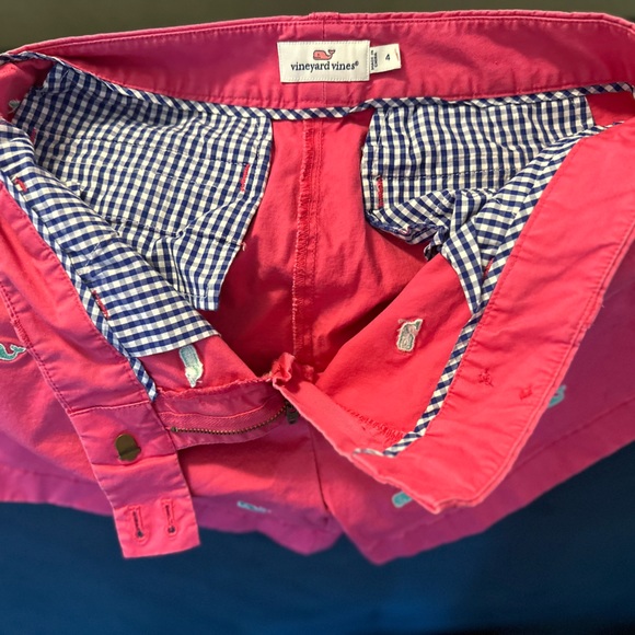 Vineyard Vines whale Shorts never worn in new condition size 4 - Picture 6 of 6